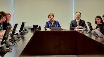 Proposta de Constituinte apresentada pela presidente Dilma levanta dúvidas