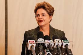 Dilma defende CPMF e diz que aumento de imposto eleva crescimento